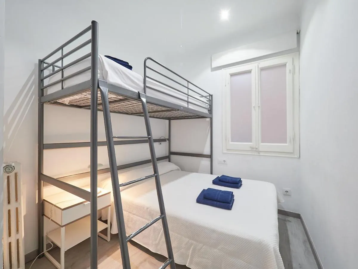 Almodovar Apartment 바르셀로나 스페인